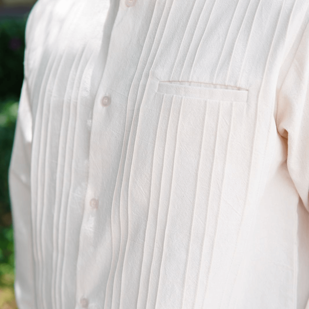 Short Sleeve Guayabera Shirt with Pleats and Rustic Blanket